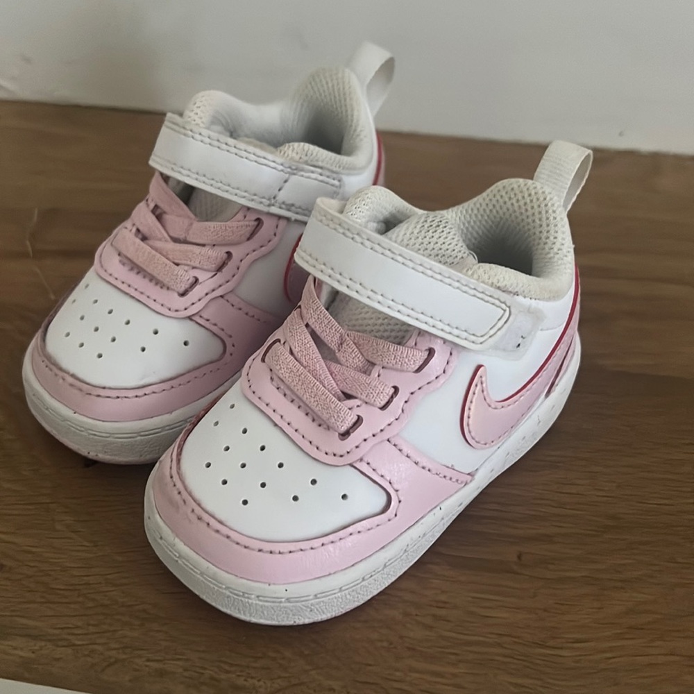 Toddler Nike sneakers